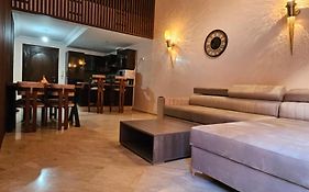 Charmant Duplex Au Coeur De Gueliz, Quartier Haut De Gamme De Marrakech